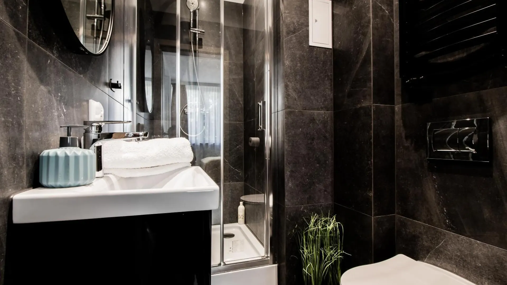 Piotrapartments - Big City Life Apartments In Central Warszawa Polonya