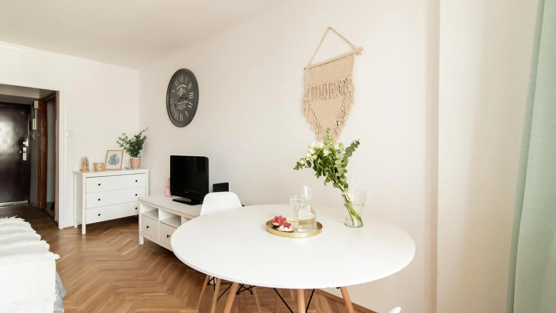 Piotrapartments - Big City Life Apartments In Central Warszawa