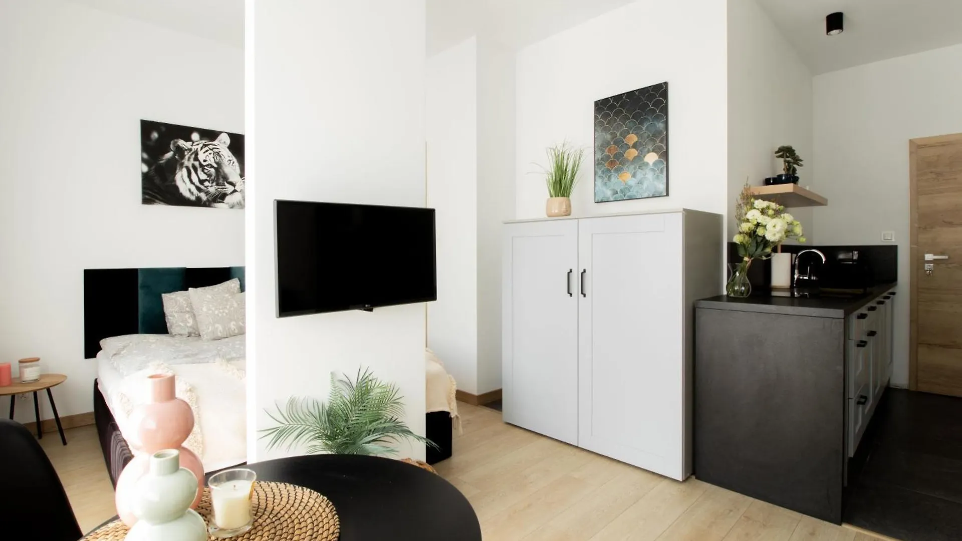 Piotrapartments - Big City Life Apartments In Central Warszawa Polonya