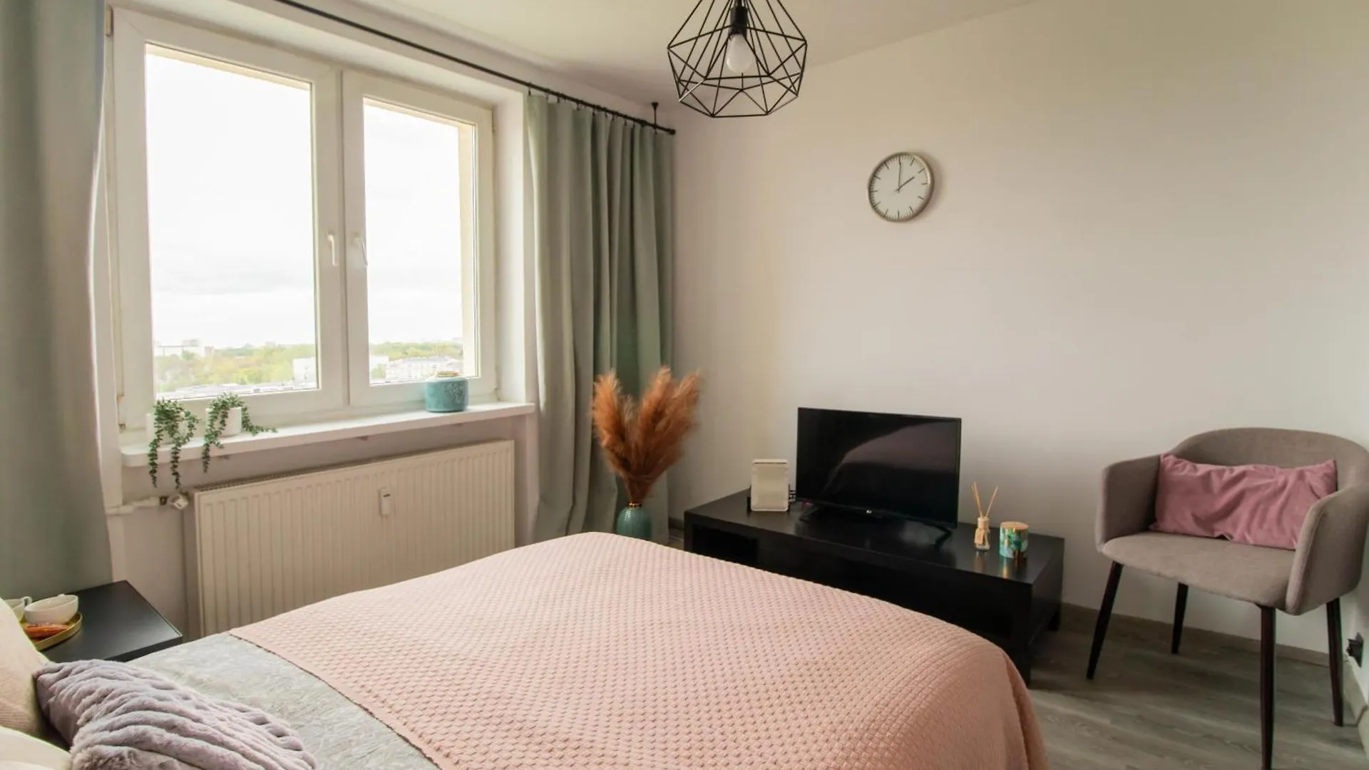 Piotrapartments - Big City Life Apartments In Central Warszawa Varşova
